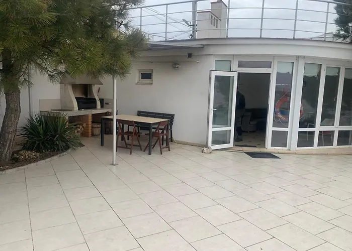 Belaya Udacha Holiday home *